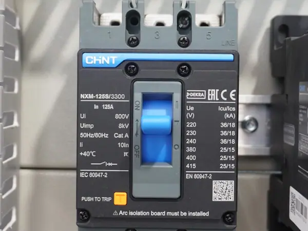 Komponen panel — AW Teknik