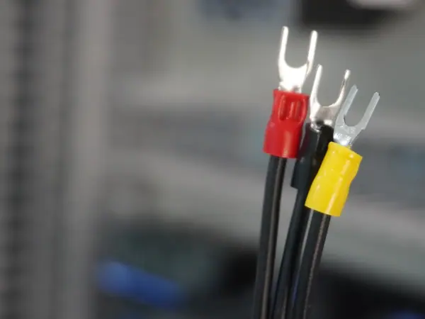 Komponen panel — AW Teknik